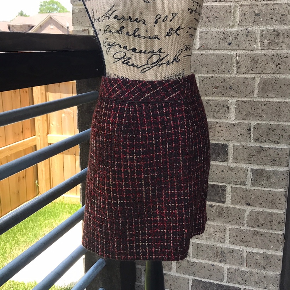 💐LOFT Tweed Multi-colored Plaid Mini Skirt 💐💐